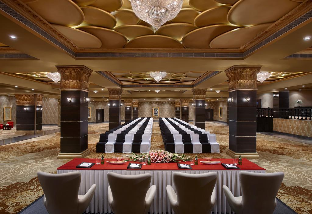 Galaxy Hotel & Spa غورغاون المظهر الخارجي الصورة