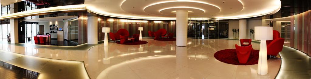 Galaxy Hotel & Spa غورغاون المظهر الخارجي الصورة